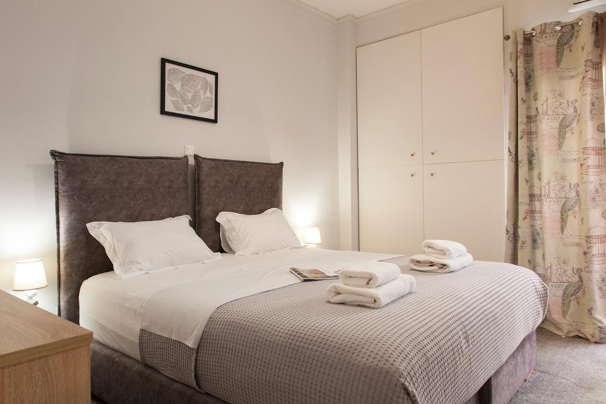Suite 04 - Smart Cozy Suites - In The Heart Of Athens - 5 Minutes From Metro Luaran gambar