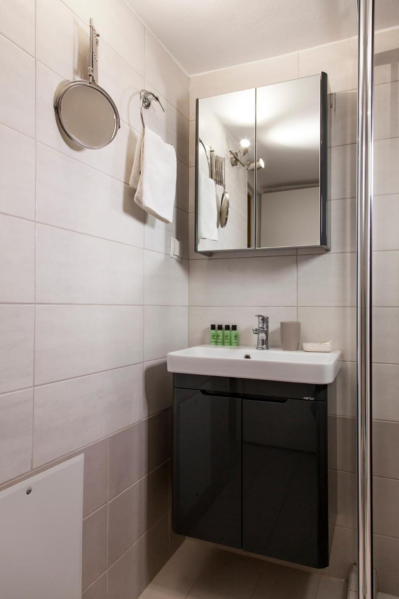 Suite 04 - Smart Cozy Suites - In The Heart Of Athens - 5 Minutes From Metro Luaran gambar