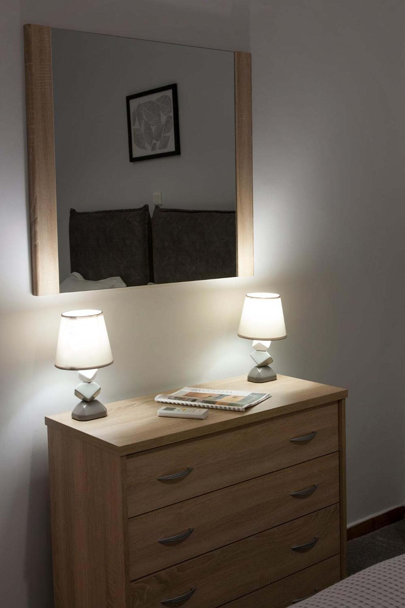 Suite 04 - Smart Cozy Suites - In The Heart Of Athens - 5 Minutes From Metro Luaran gambar